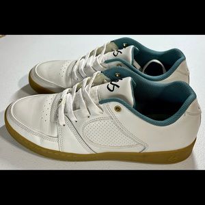 ES Accel Slim Skate Shoes Mens Size US 11